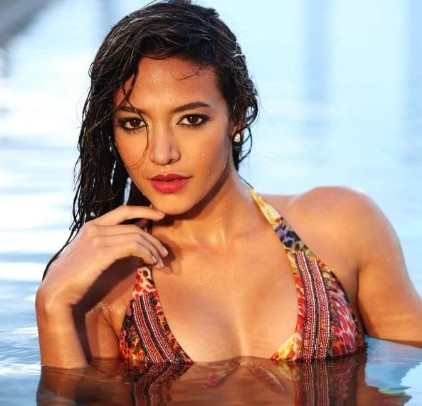 Laura Penuela Gorgeous Latin Actress  nude photo