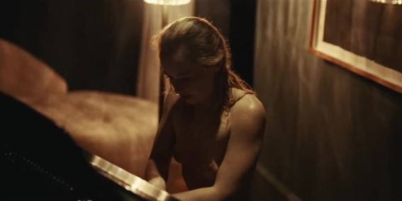 Lily-Rose Depp  nude photo