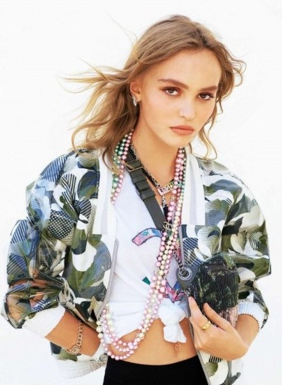 Lily-Rose Depp  nude photo