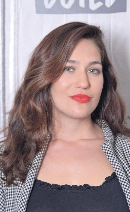 Lola Kirke  nude photo