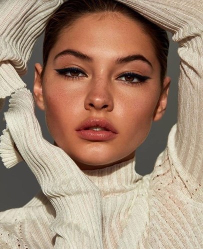 Madelyn Cline  nude photo