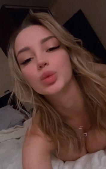 Mary Nabokova  nude photo