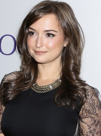 Milana Vayntrub  nude photo