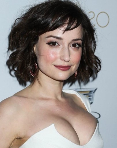 Milana Vayntrub  nude photo