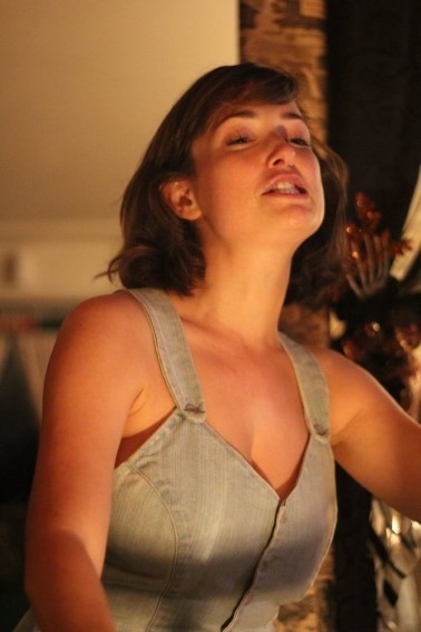 Milana Vayntrub  nude photo