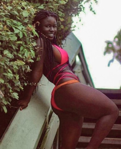 Negraitta  nude photo