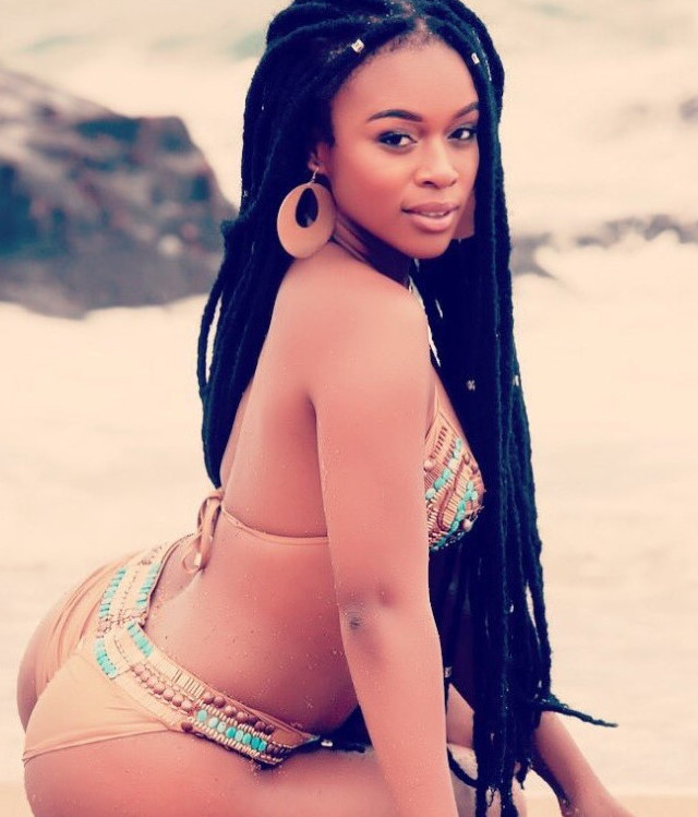 Nomzamo Mbatha  nude photo