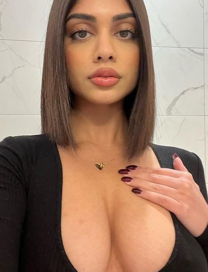 Priyanka Ares Great Tits Cleavage  nude photo