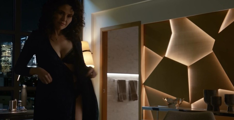 Reiko Aylesworth  nude photo