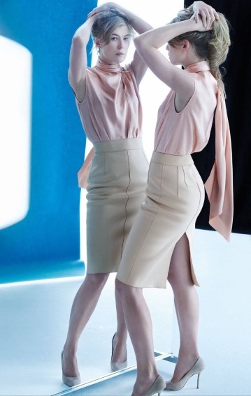 Rosamund Pike  nude photo