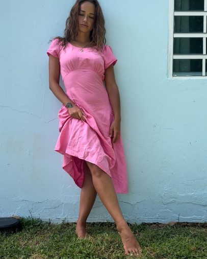 Rose Williams Feet  nude photo