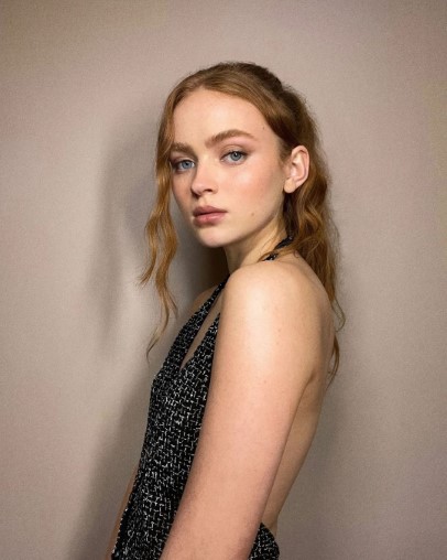 Sadie Sink  nude photo