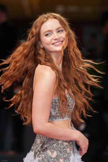 Sadie Sink  nude photo