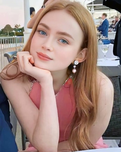 Sadie Sink  nude photo
