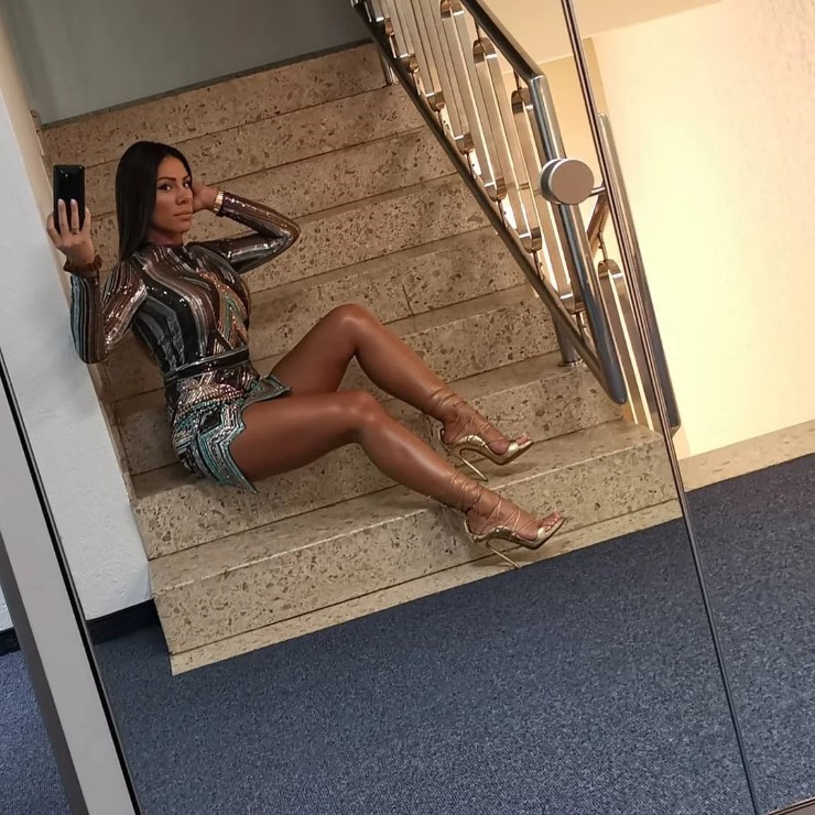 Sandra Afrika  nude photo