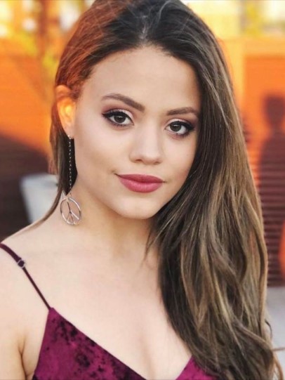 Sarah Jeffery pretty celebrity  nude photo