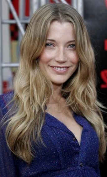 Sarah Roemer  nude photo