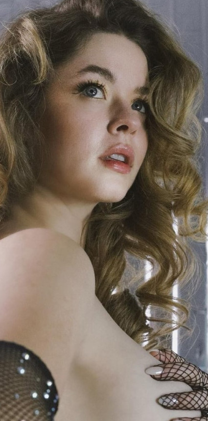 Sasha Pieterse  nude photo