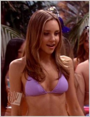 Sexy Amanda Bynes Hot  nude photo