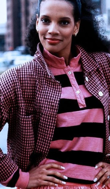 Shari Headley  nude photo