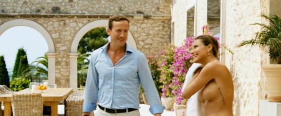 Sophia Thomalla  nude photo