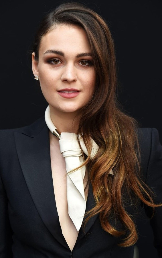 Sophie Skelton  nude photo