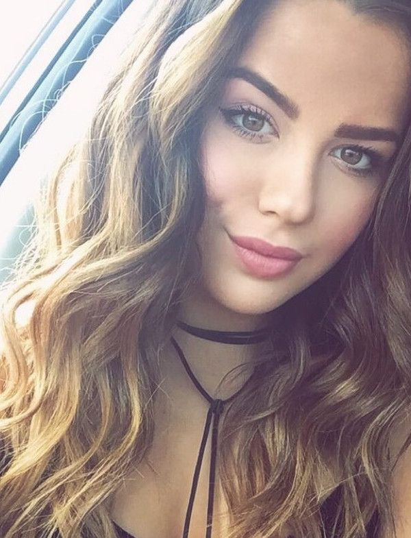 Tessa Brooks  nude photo