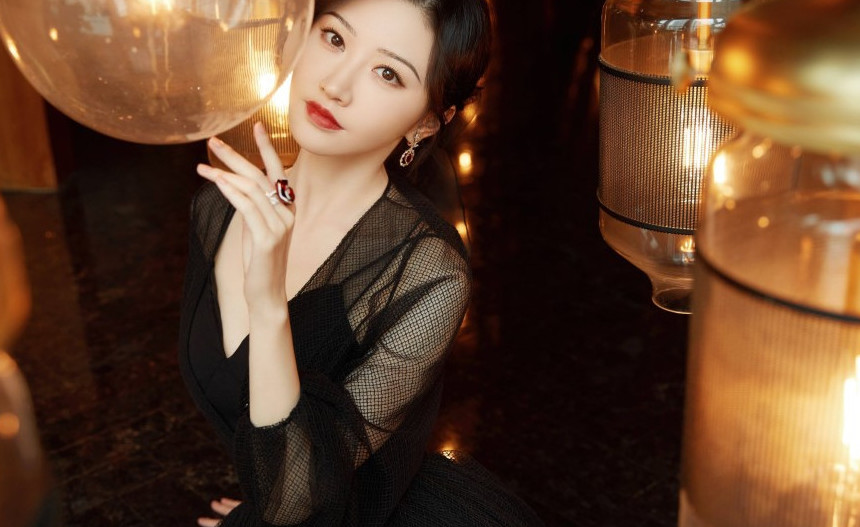 Tian Jing  nude photo