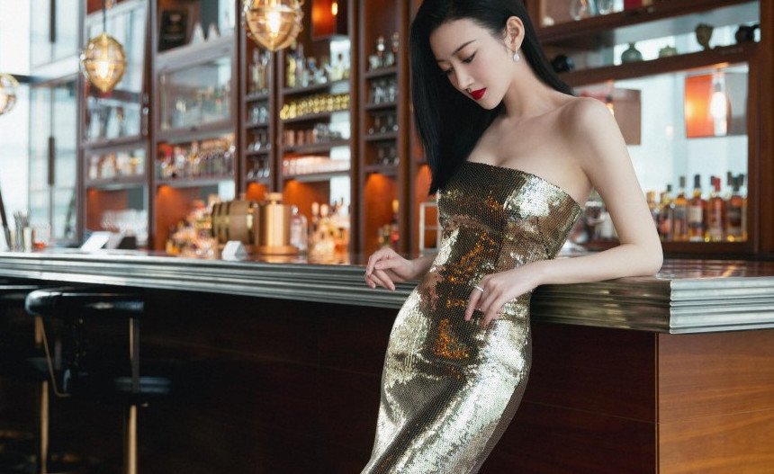 Tian Jing  nude photo