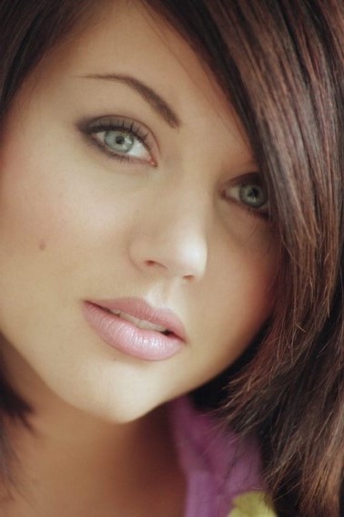 Tiffani Thiessen  nude photo