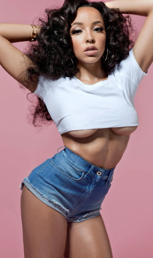 Tinashe Sexy  nude photo