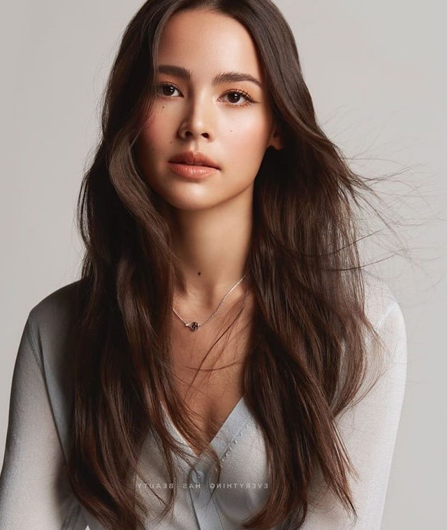 Urassaya Sperbund  nude photo