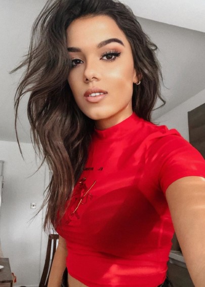 Vania Fernandes  nude photo