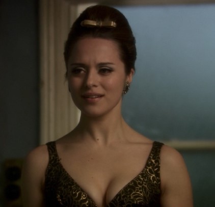 Zoë Tapper cleavage big tits actress  nude photo