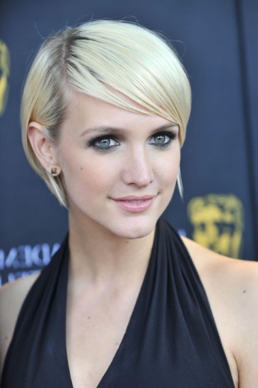 Ashlee Simpson  nude photo