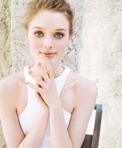 Bella Heathcote  nude photo