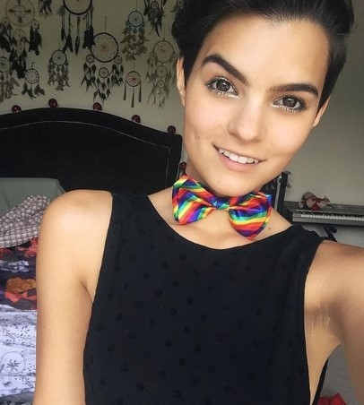 Brianna Hildebrand  nude photo