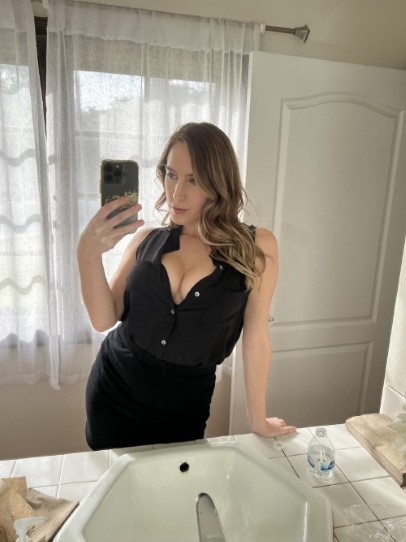 Cadence Lux  nude photo