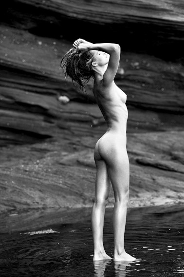 Caroline Kelley  nude photo