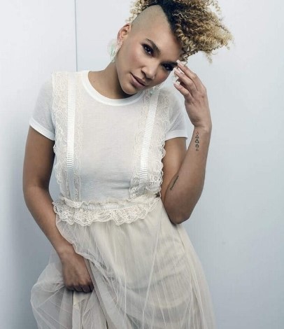 Emmy Raver-Lampman  nude photo