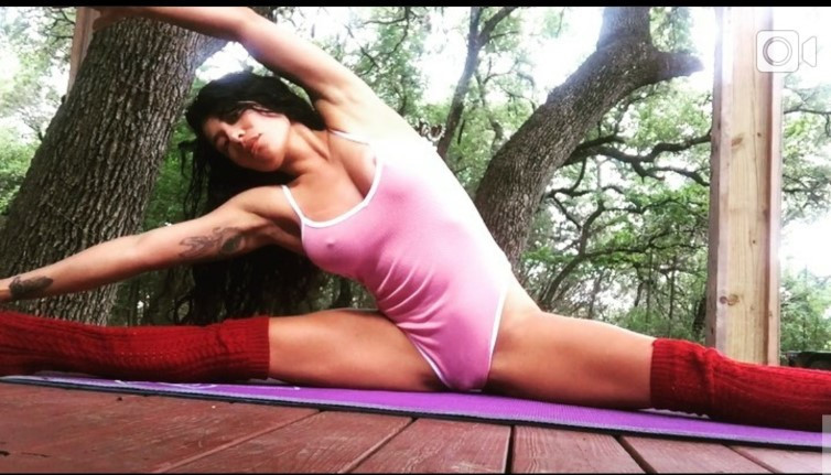 Jenaveve Jolie  nude photo