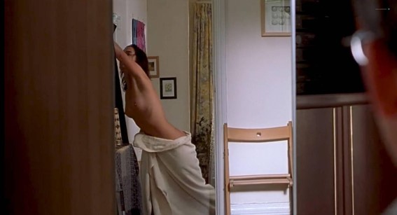 Lena Headey  nude photo