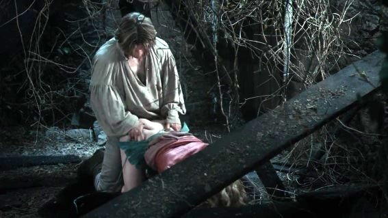 Lena Headey  nude photo