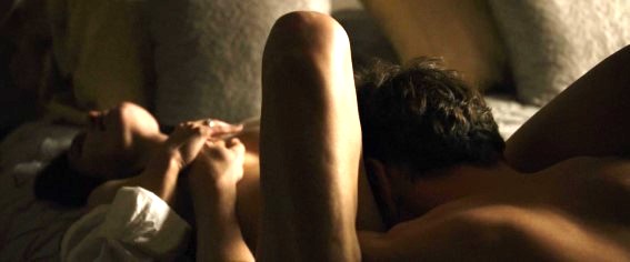 Lena Headey  nude photo