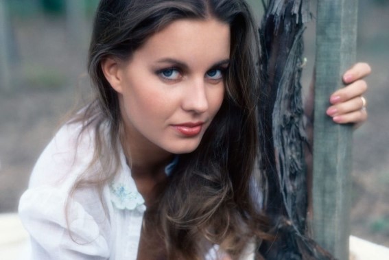 Lisa Welch  nude photo