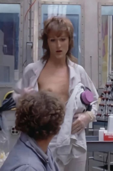Meryl Streep Topless Sexy Boobs  nude photo