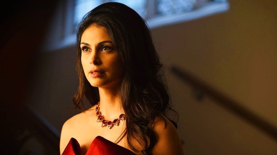 Morena Baccarin  nude photo