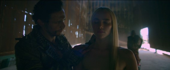 Suki Waterhouse  nude photo