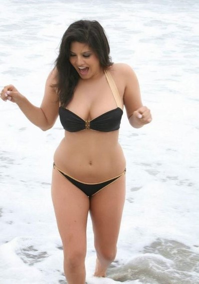 Sunny Leone Bikini Hot  nude photo