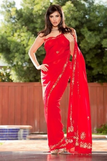 Sunny Leone  nude photo